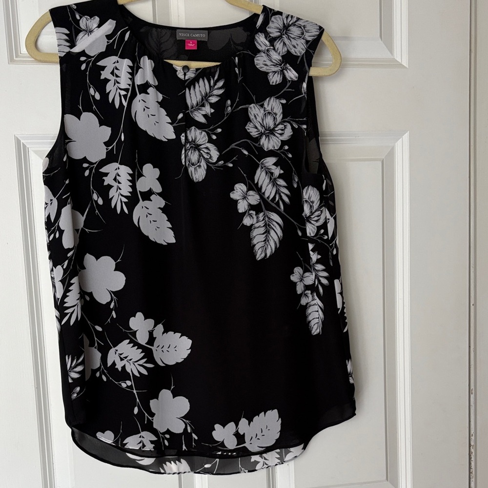 Vince Camuto Black and White Floral Blouse